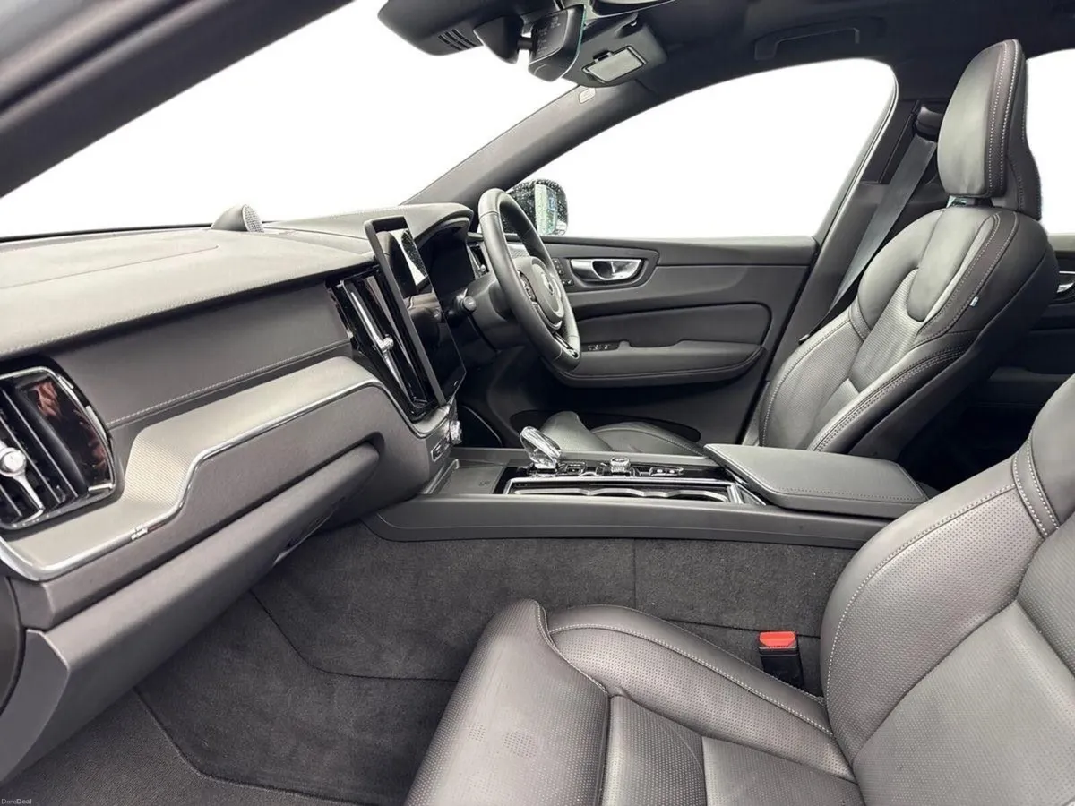 Volvo XC60 T6 ULTRA BLACK EDITION *PRICE DROP* €15 - Image 3