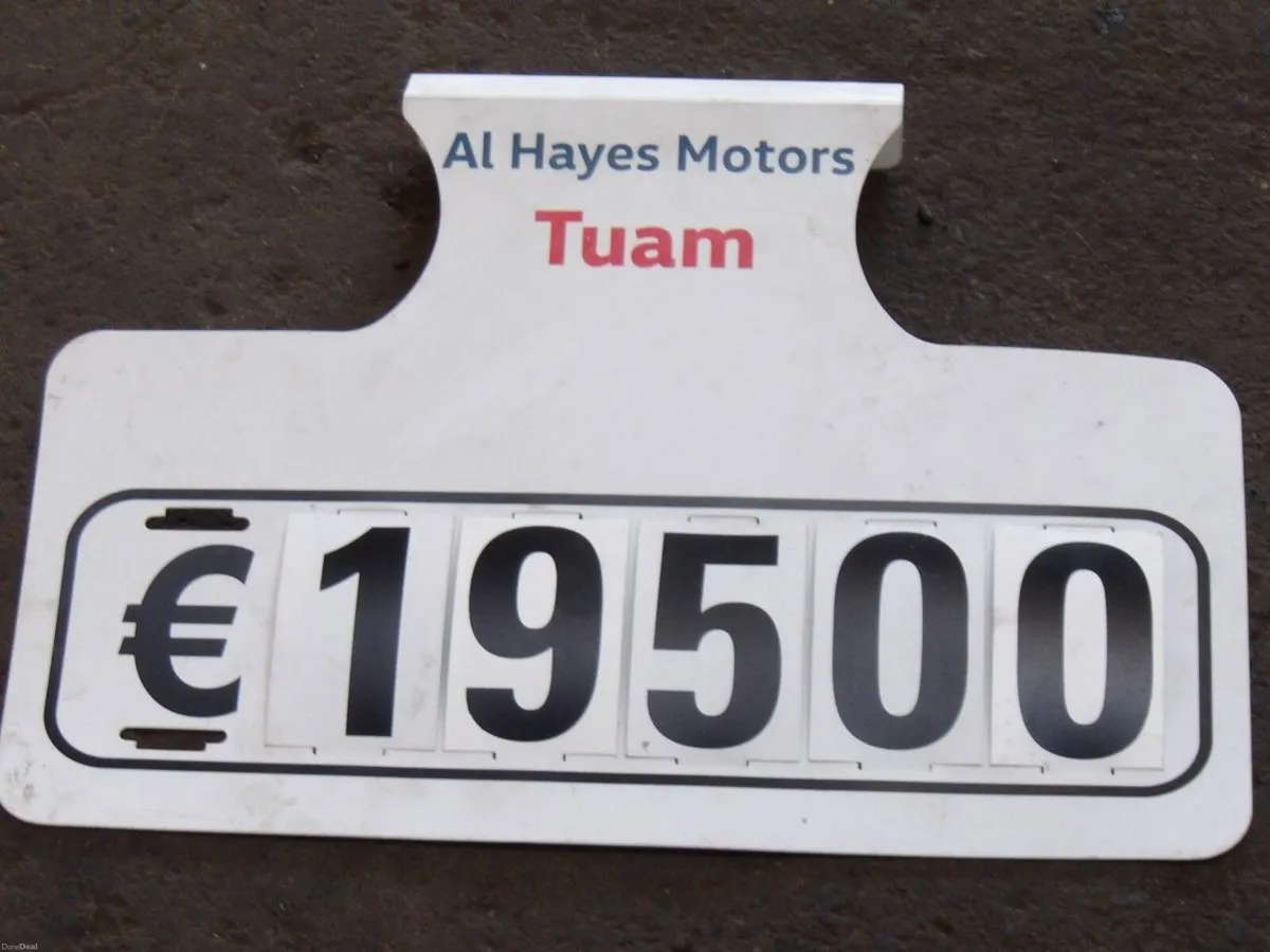 Nissan Qashqai 1.5 SV 18 4DR *NCT 2/27* - Image 3