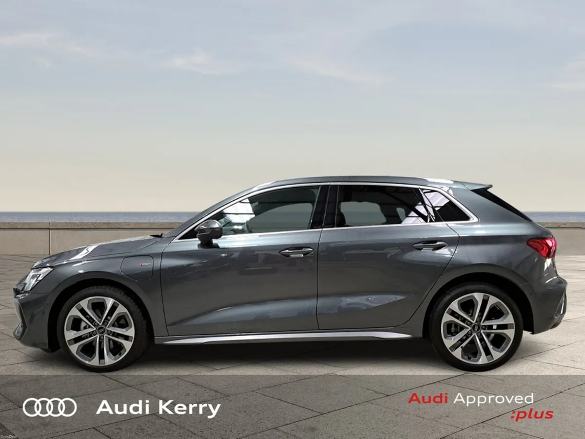 Audi A3 SPORTBACK 40 TFSI E S-LINE AUTOMATIC - Image 4