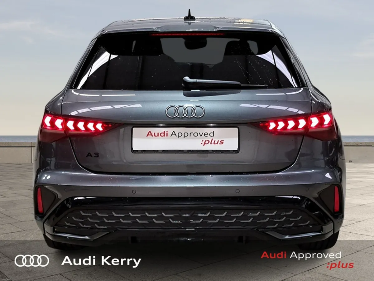 Audi A3 SPORTBACK 40 TFSI E S-LINE AUTOMATIC - Image 6