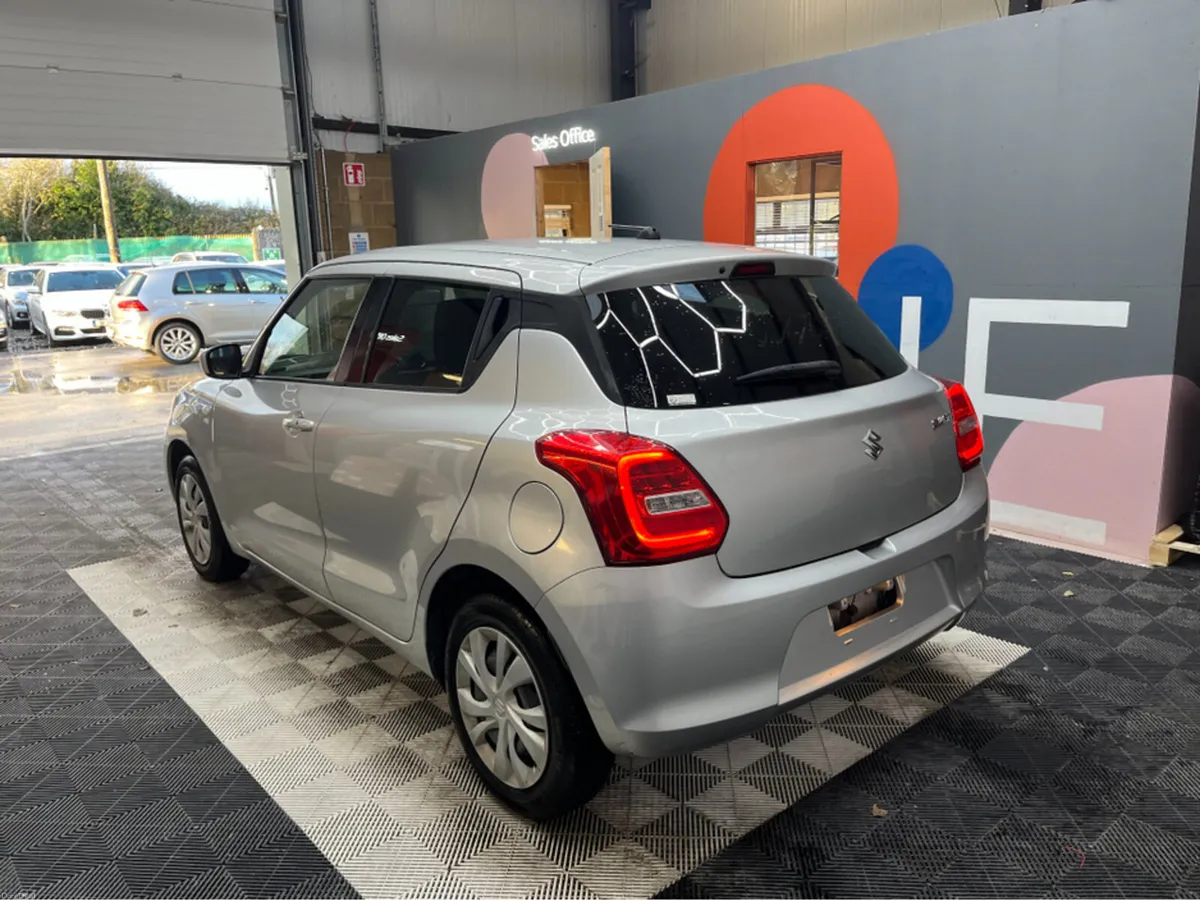 Suzuki Swift 2020 SUZUKI SWIFT XG LIMITED 1.2 AUTO - Image 4