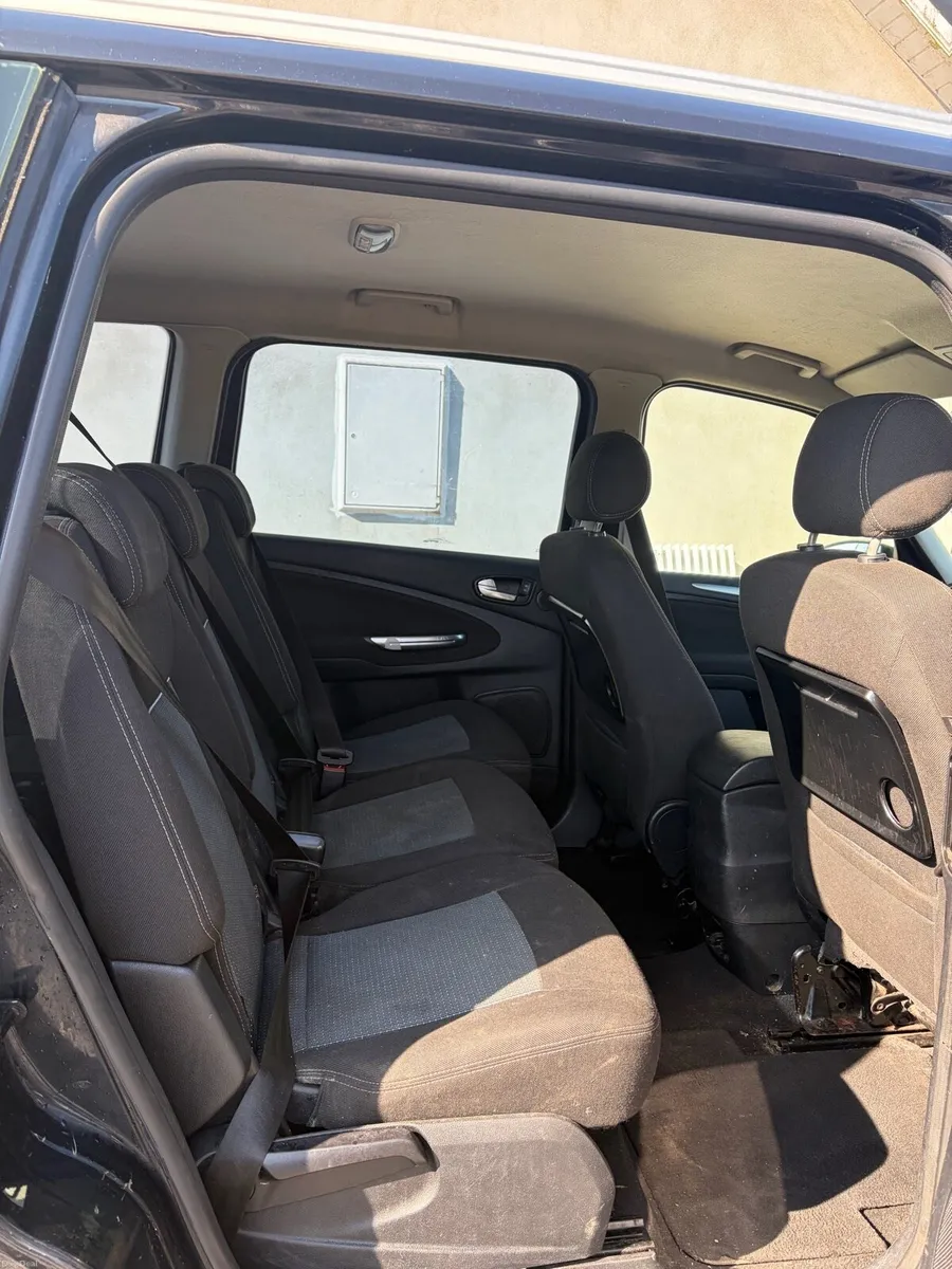 Ford Galaxy - Image 3