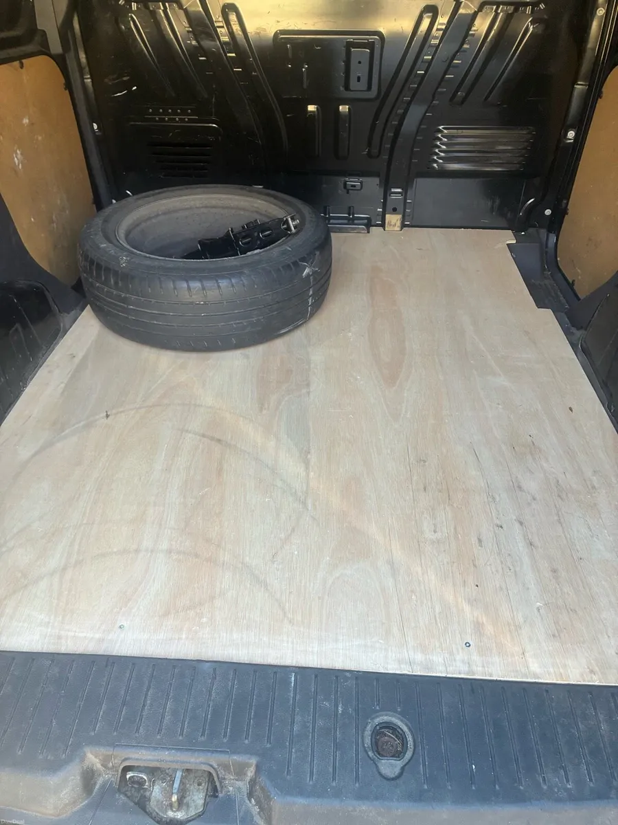 Ford connect - Image 3