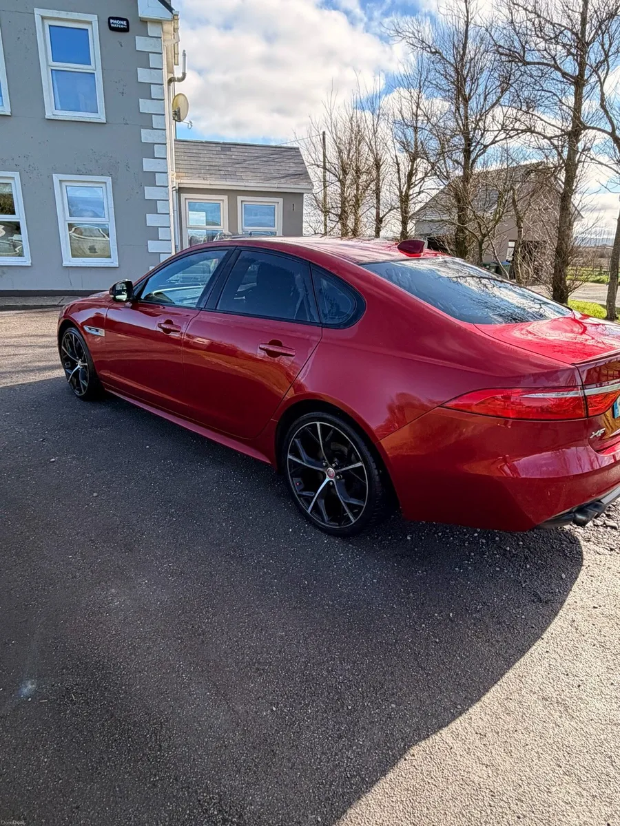 Jaguar XF R-Sport 2016 - Image 3