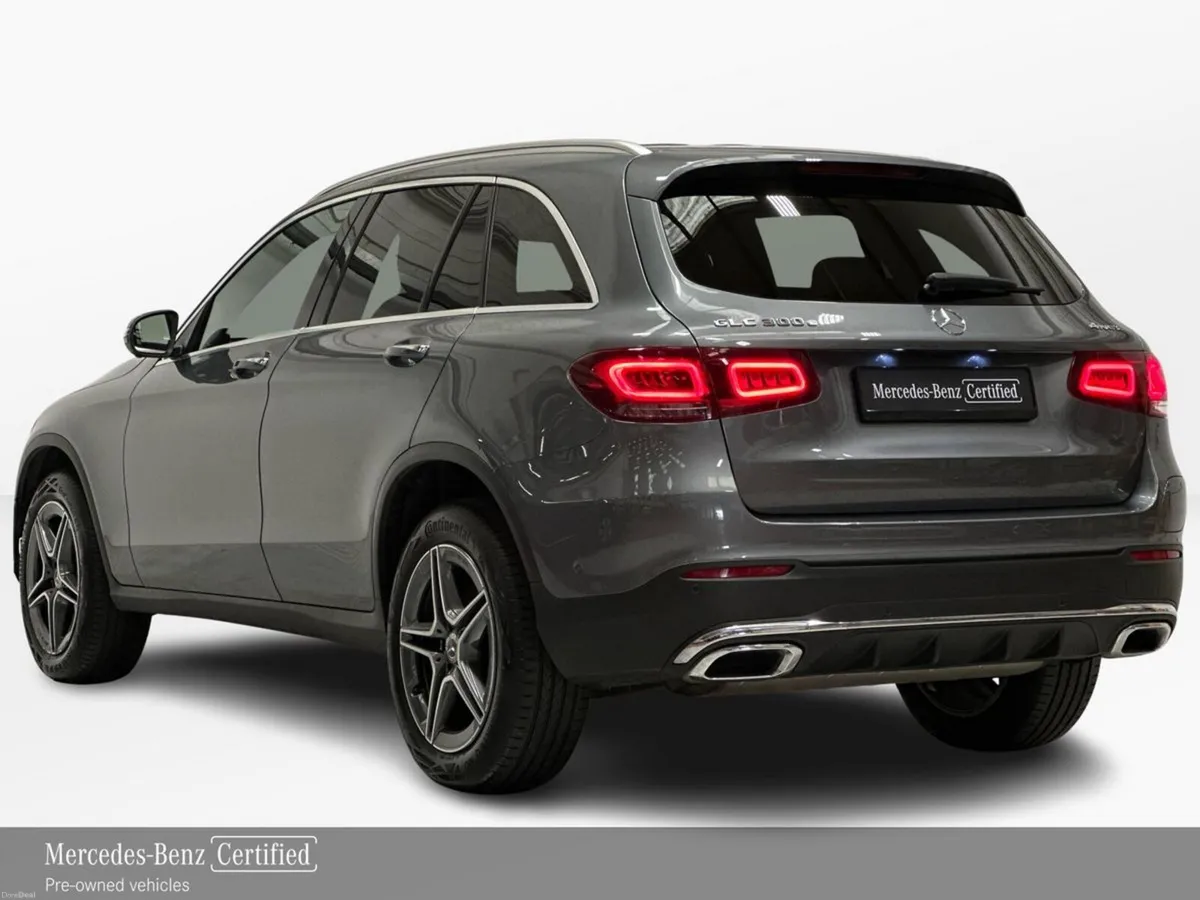 Mercedes-Benz GLC GLC300 e 4Matic AMG Line Premium - Image 4