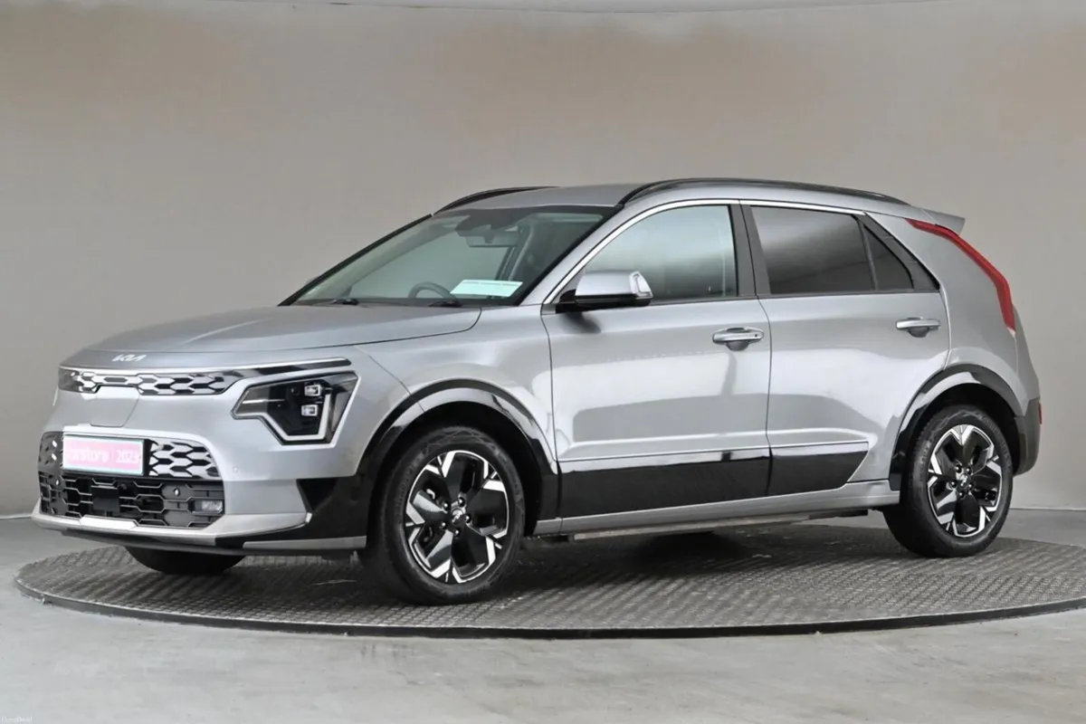 Kia Niro EV K4 **HALF LEATHER**ELSEATS**HUP**SAT N - Image 4