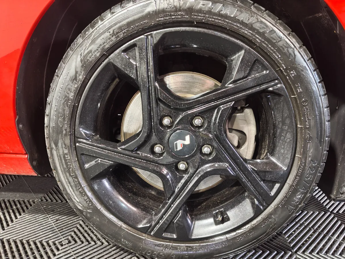 Hyundai i30 2022 PETROL N-LINE DEXULE SPEC EXTRAS - Image 4