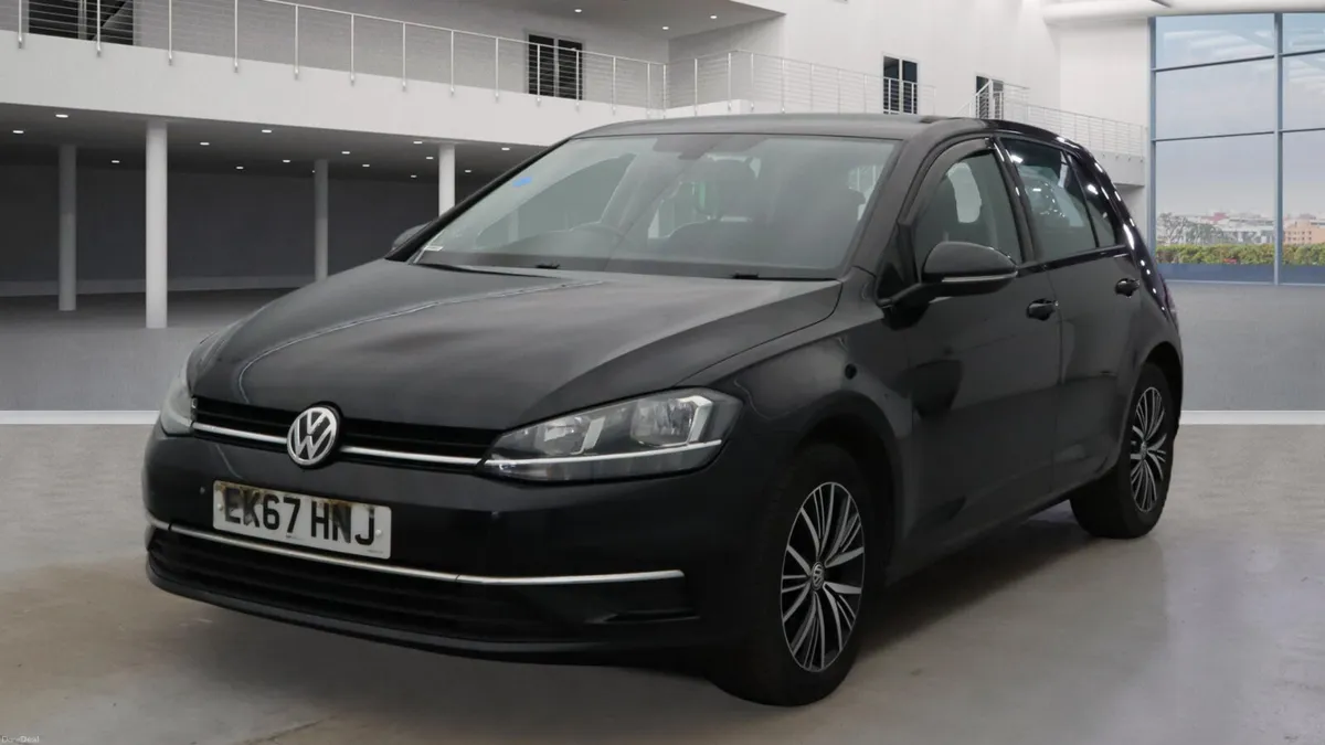 Volkswagen Golf SE TDI FINANCE AVAILABLE - Image 2