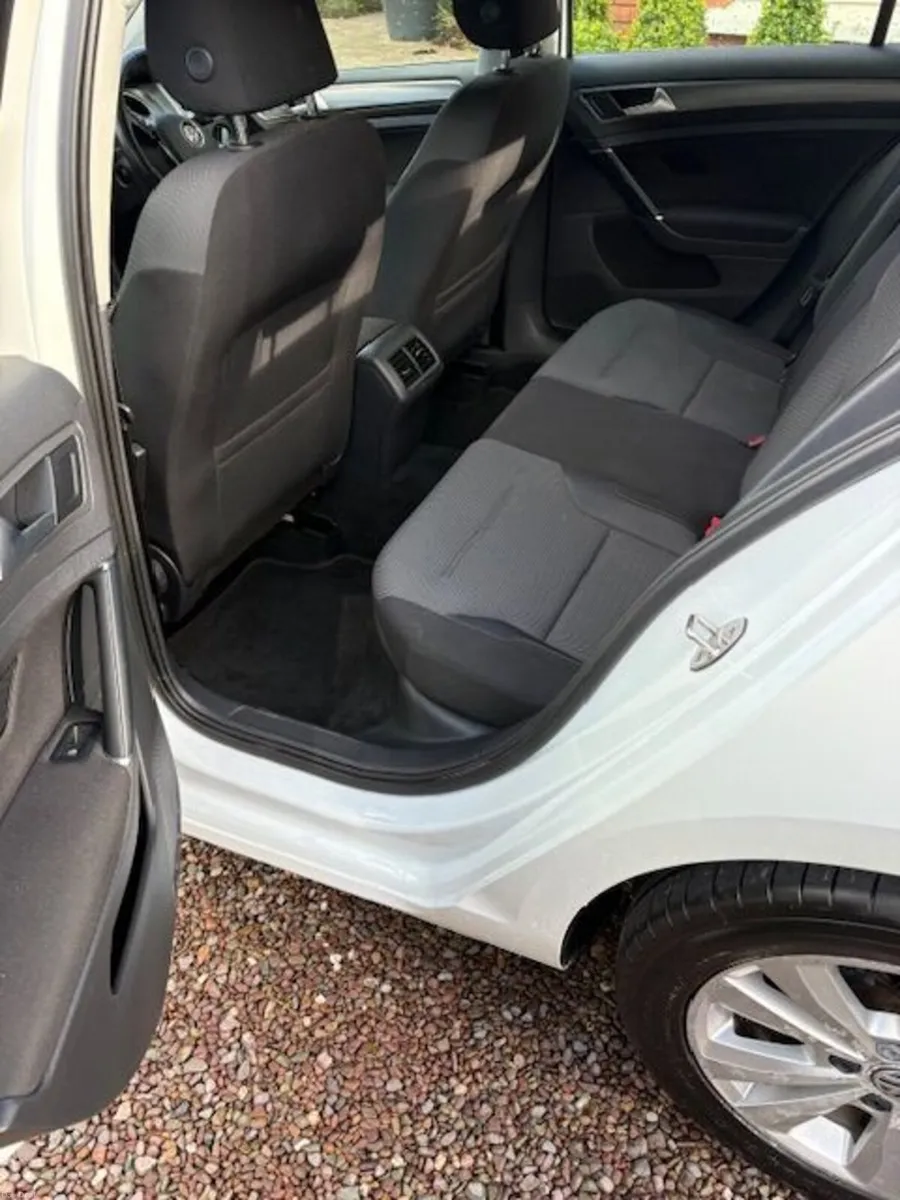 Volkswagen Golf 2013 - Image 3