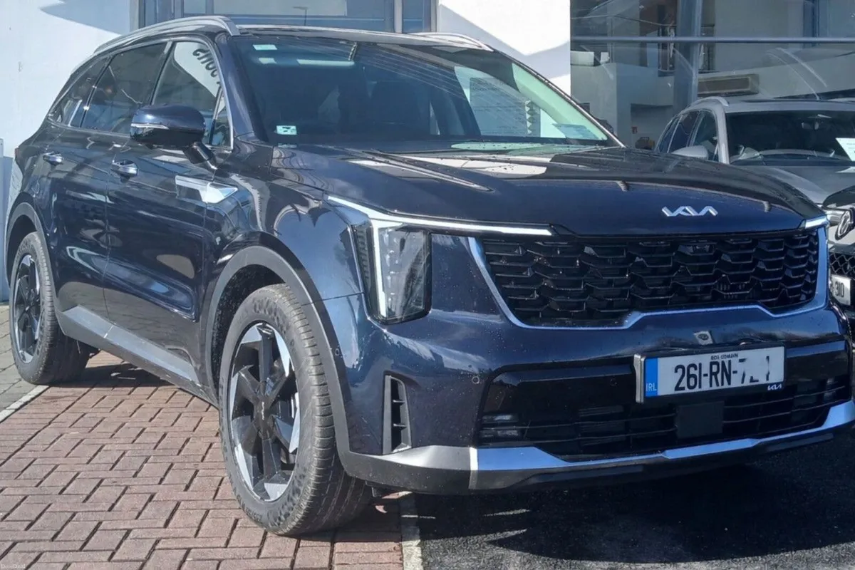 Kia Sorento 1.6 PHEV SEM **REAR VIEW CAMERA, 7 SEA - Image 1