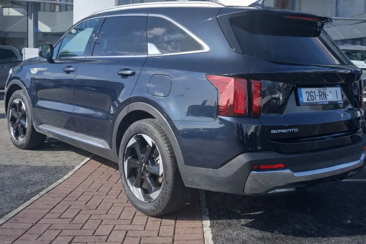 Kia Sorento 1.6 PHEV SEM **REAR VIEW CAMERA, 7 SEA - Image 4