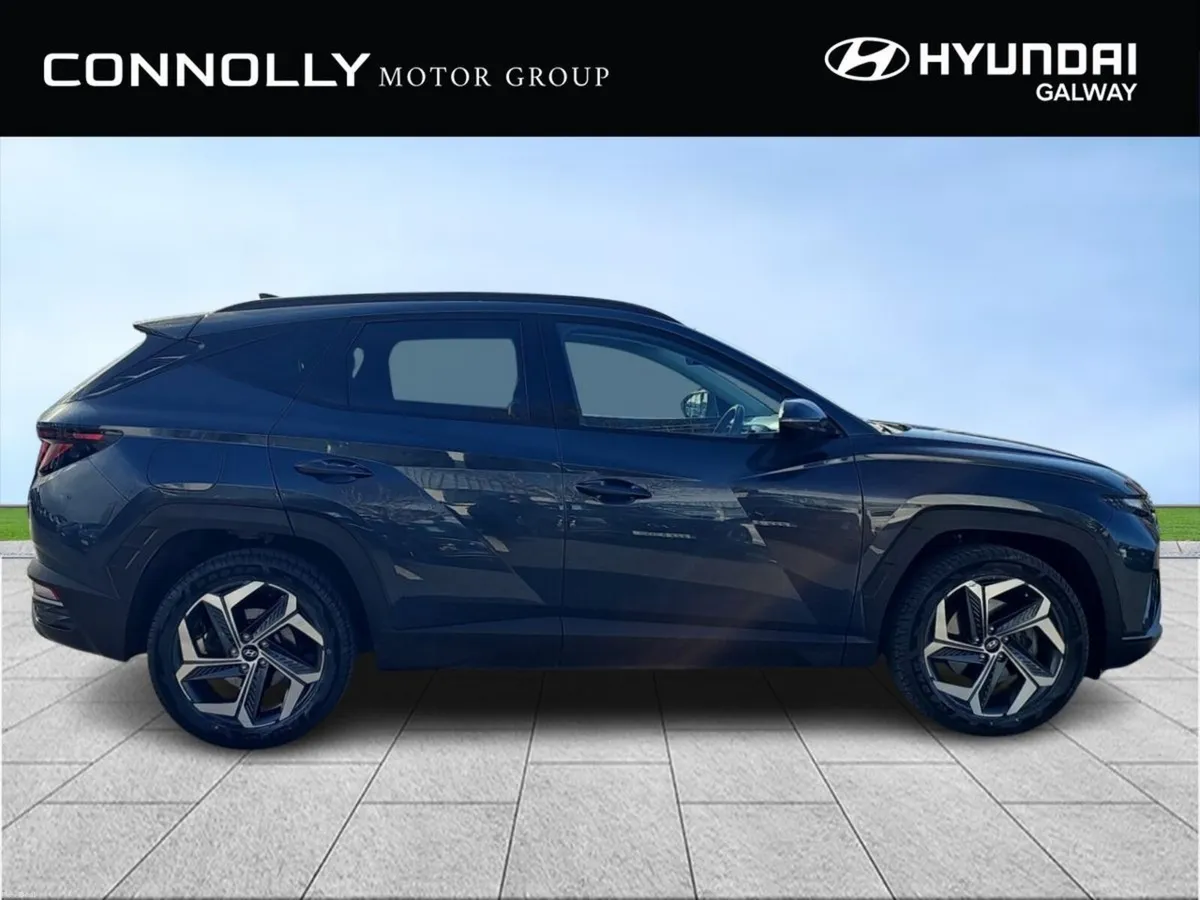 Hyundai Tucson Executive PHEV Auto - Image 4