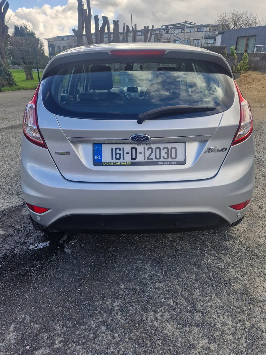 Ford Fiesta 2016**Automatic **LOW MILAGE ** - Image 4