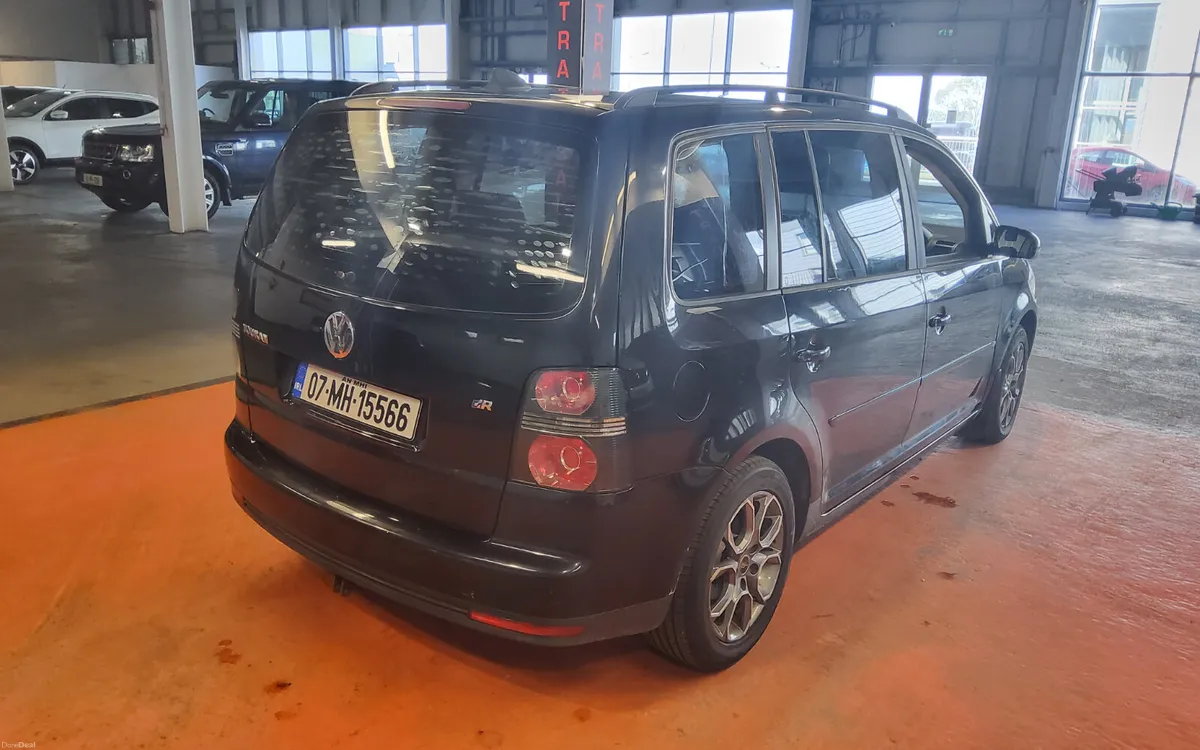 Volkswagen Touran 2007 - Image 4