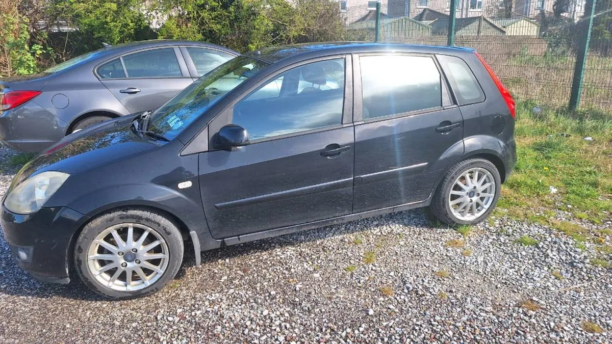 Ford fiesta 2008 1.2l - Image 2