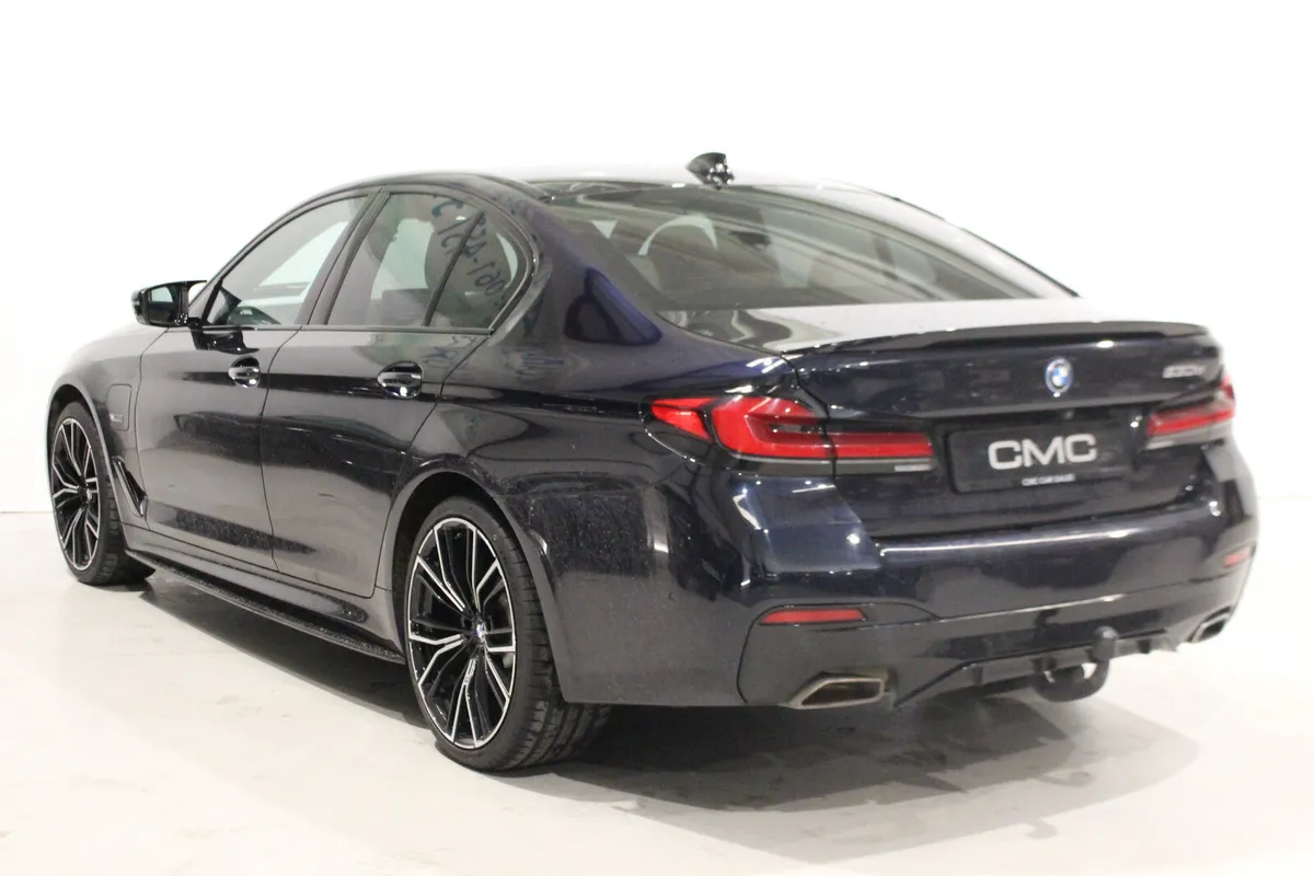 BMW 5-Series 2022 530E MSPORT CHOICE OF 5 - Image 6