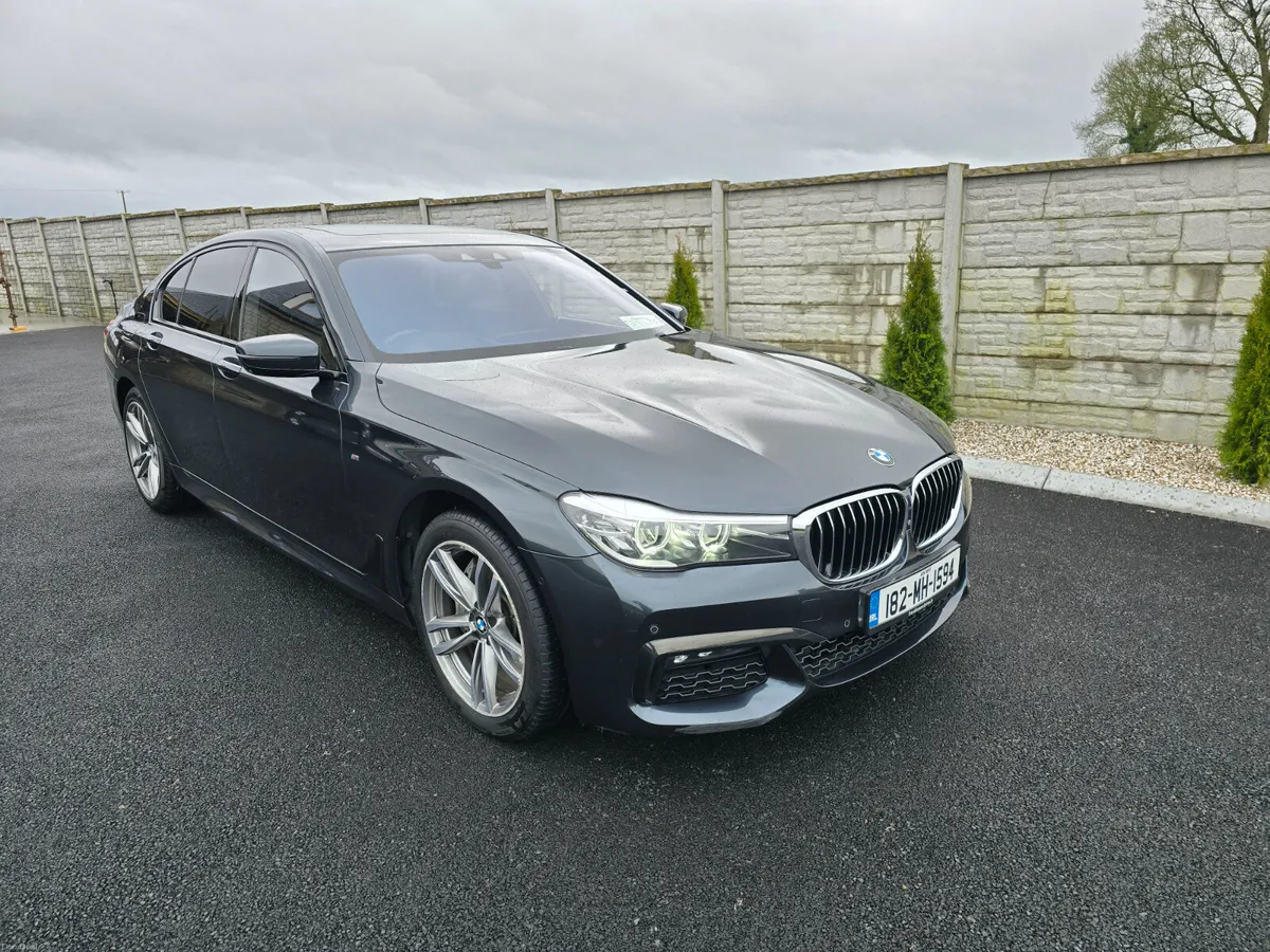 182 BMW 740D X DRIVE Sounruf Low Tax - Image 3