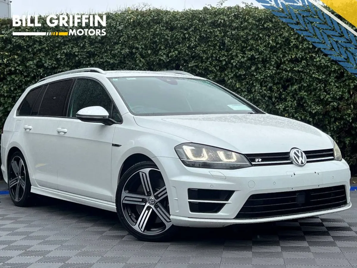 Volkswagen Golf R VARIANT 4MOTION 2.0 TSI // APPLE - Image 1