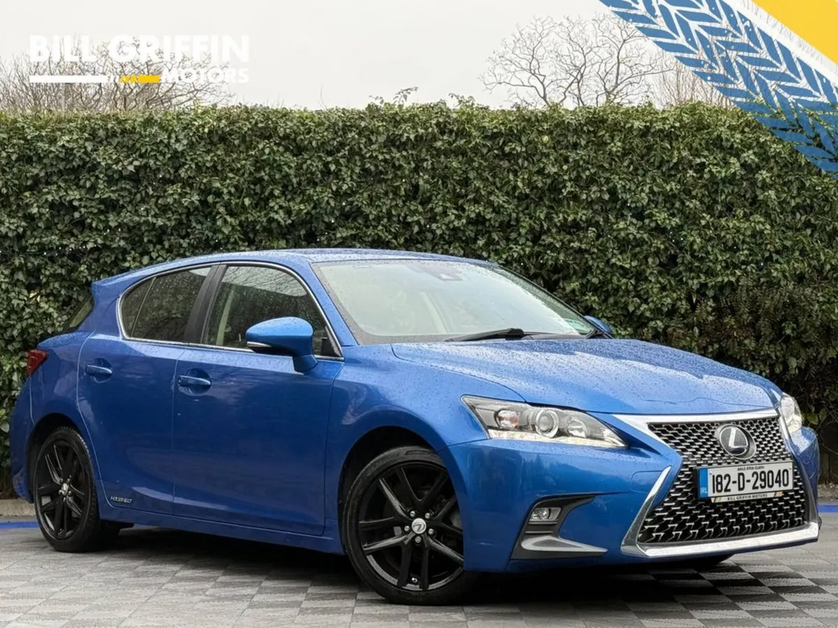 Lexus CT SE PLUS 1.8 HYBRID // REVERSE CAMERA // B - Image 1