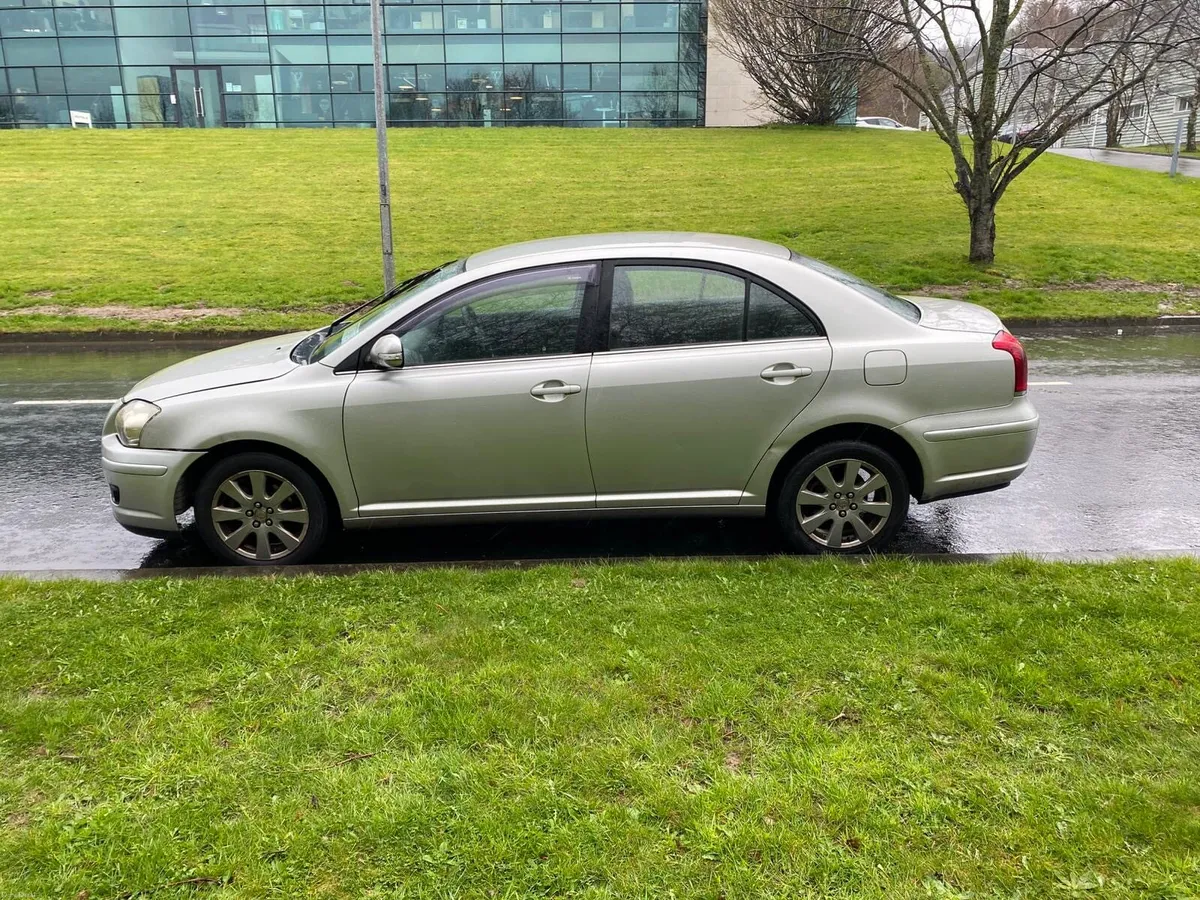 2009 Toyota Avensis - Image 3
