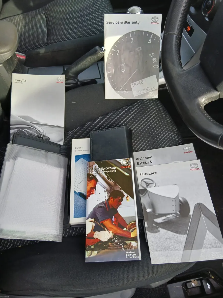 2011 Toyota Corolla Luna - Image 4