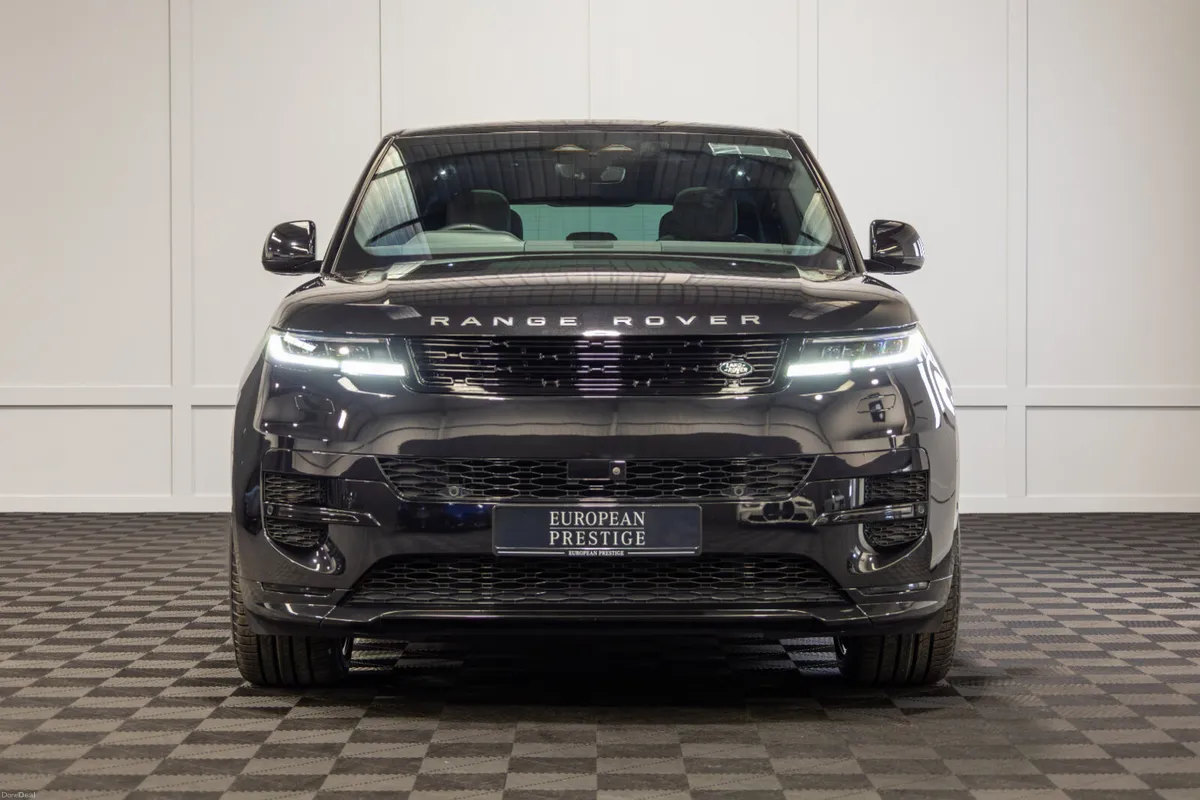 242 Range Rover Sport P460e Dynamic SE - Image 2