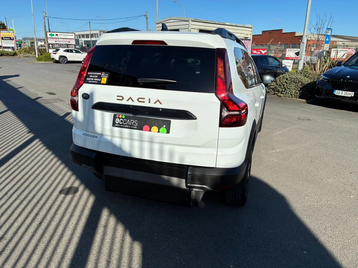 Wheelchair Accessible Dacia Jogger Extreme5Seat+WC - Image 6