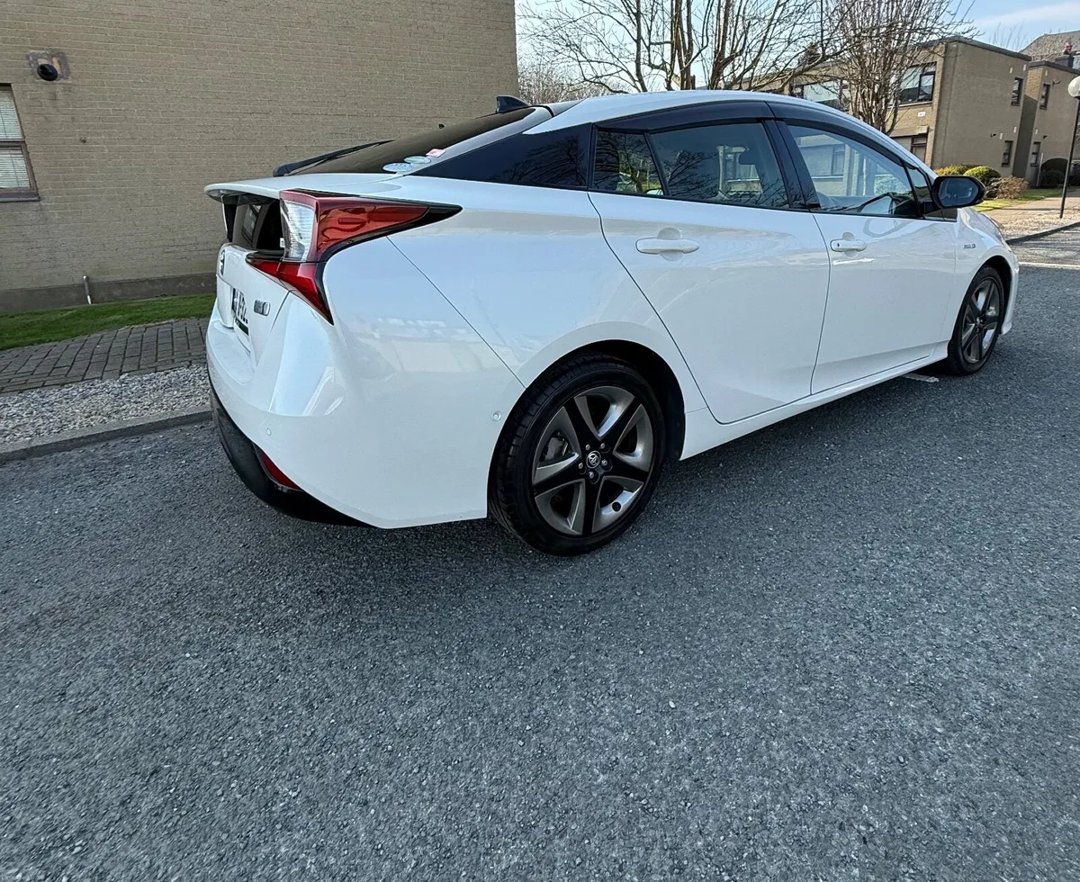 Toyota Prius 2020 - Image 4