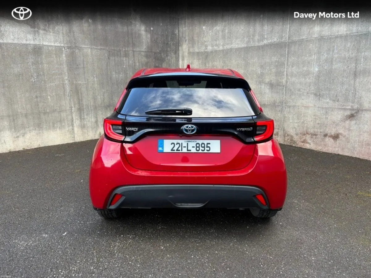 Toyota Yaris L/SPORT MOBILE HYB MONO 4DR AUTO - Image 3