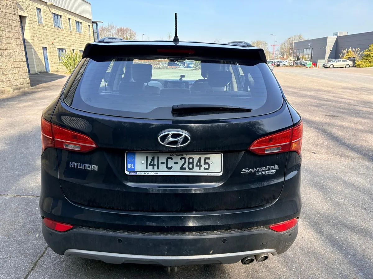 2014 Hyundai Santa Fe 2.2 Diesel 4WD 202000 Klm - Image 3