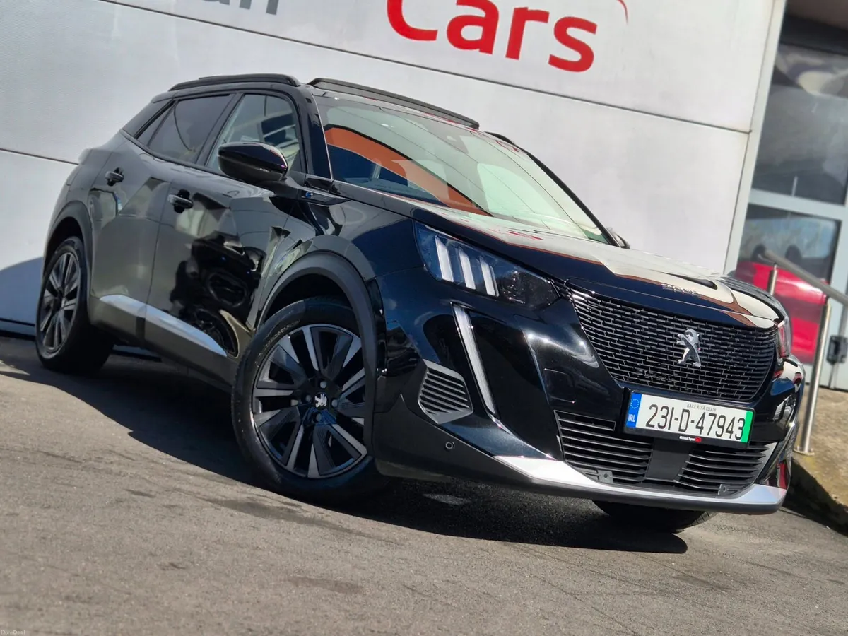2023 Peugeot 2008e GT Linr Premium, Sunroof - Image 2