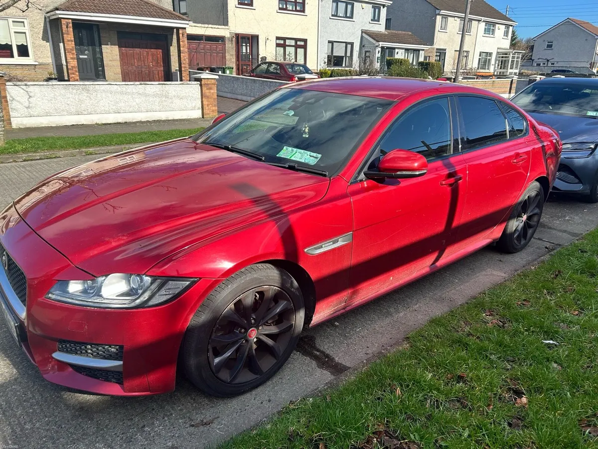 Jaguar XF 2016 - Image 2