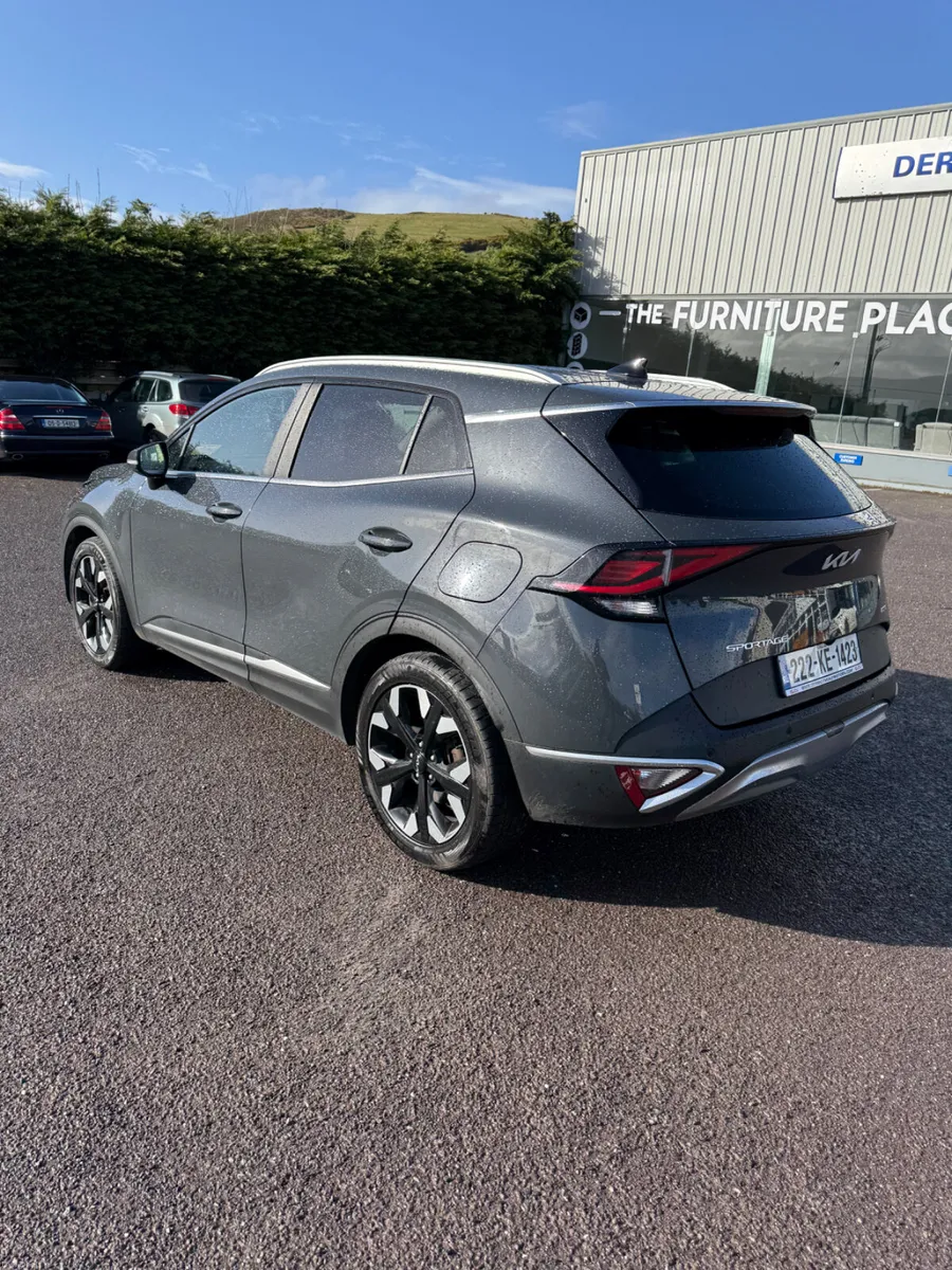 Kia Sportage 2022 - Image 2