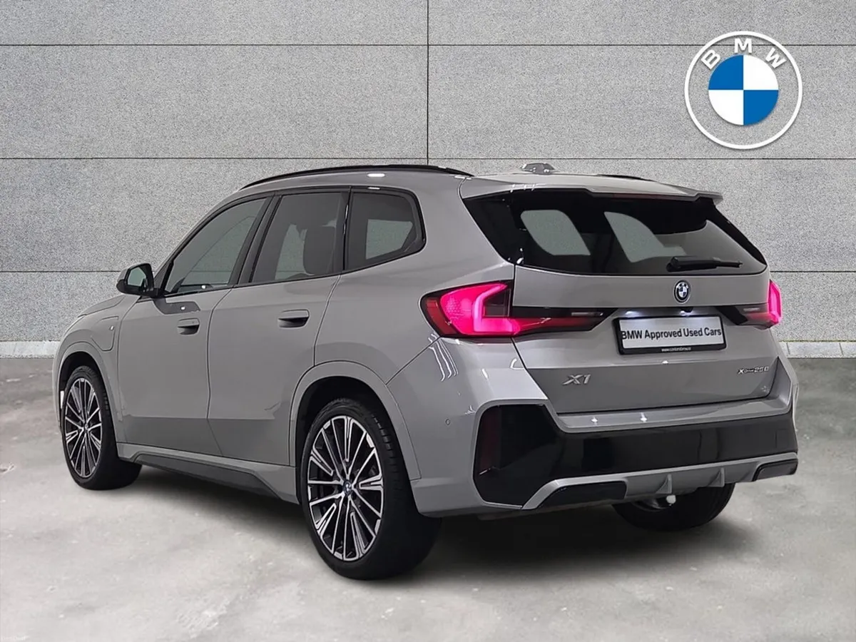 BMW X1  xDr25e - Image 3