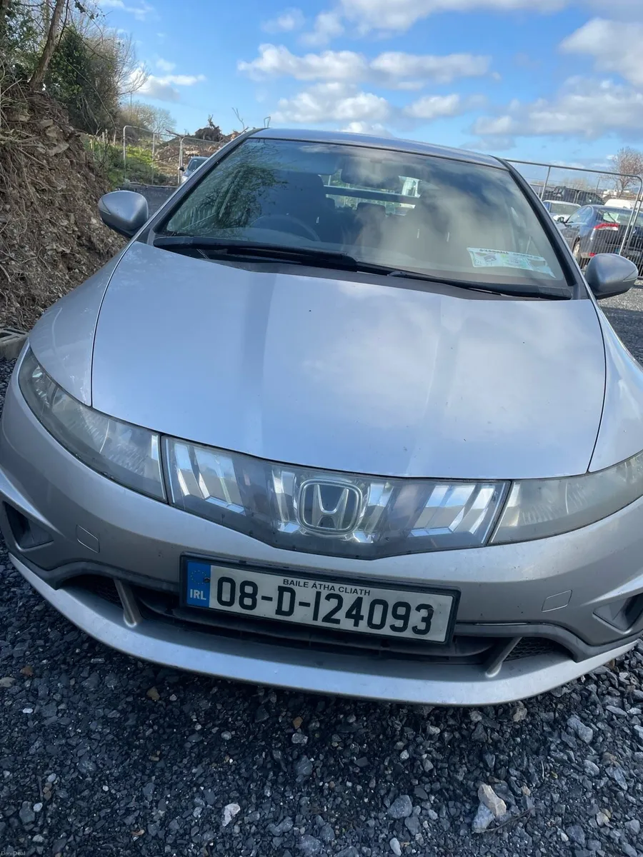 Honda civic - Image 1