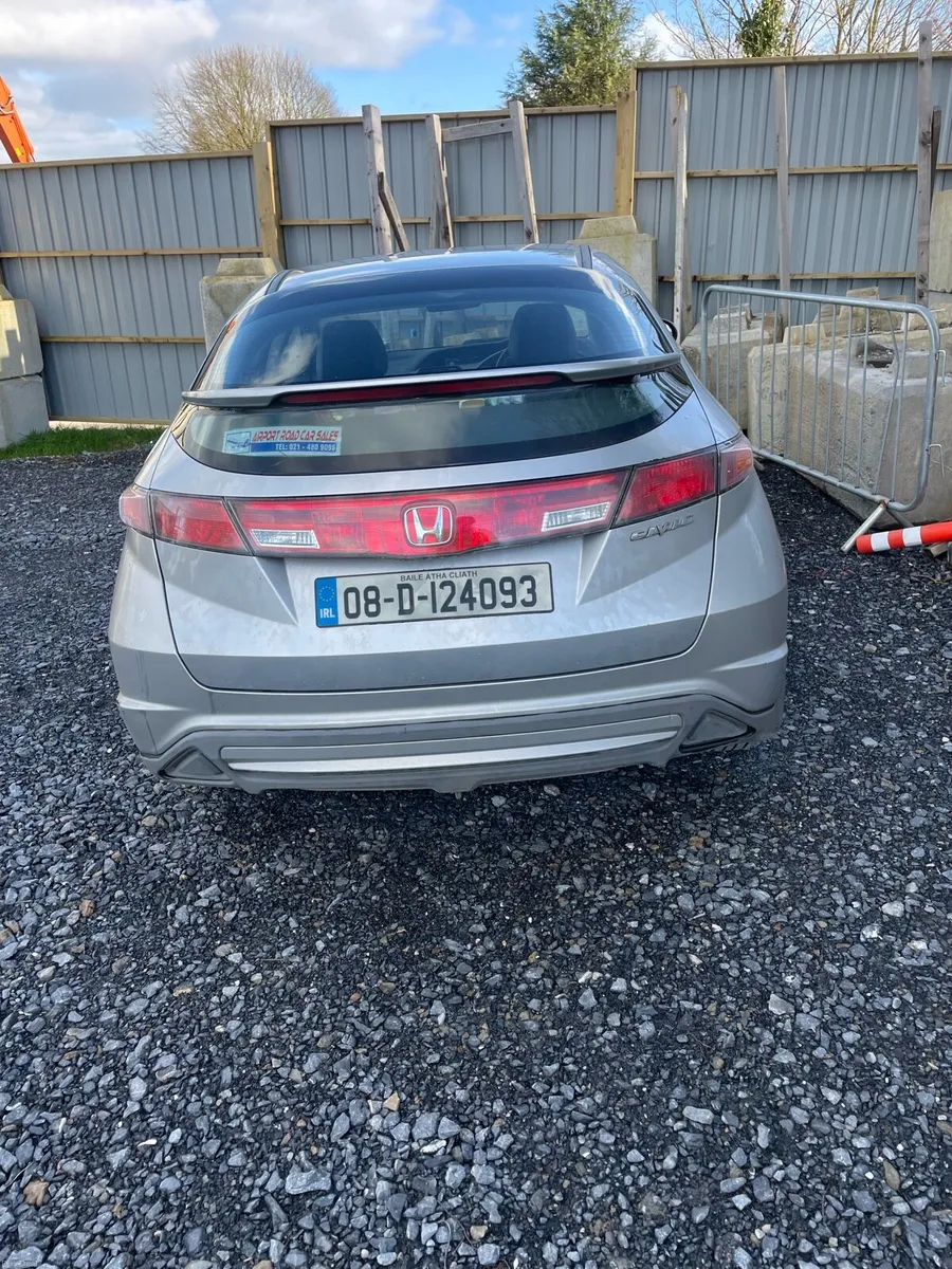 Honda civic - Image 4