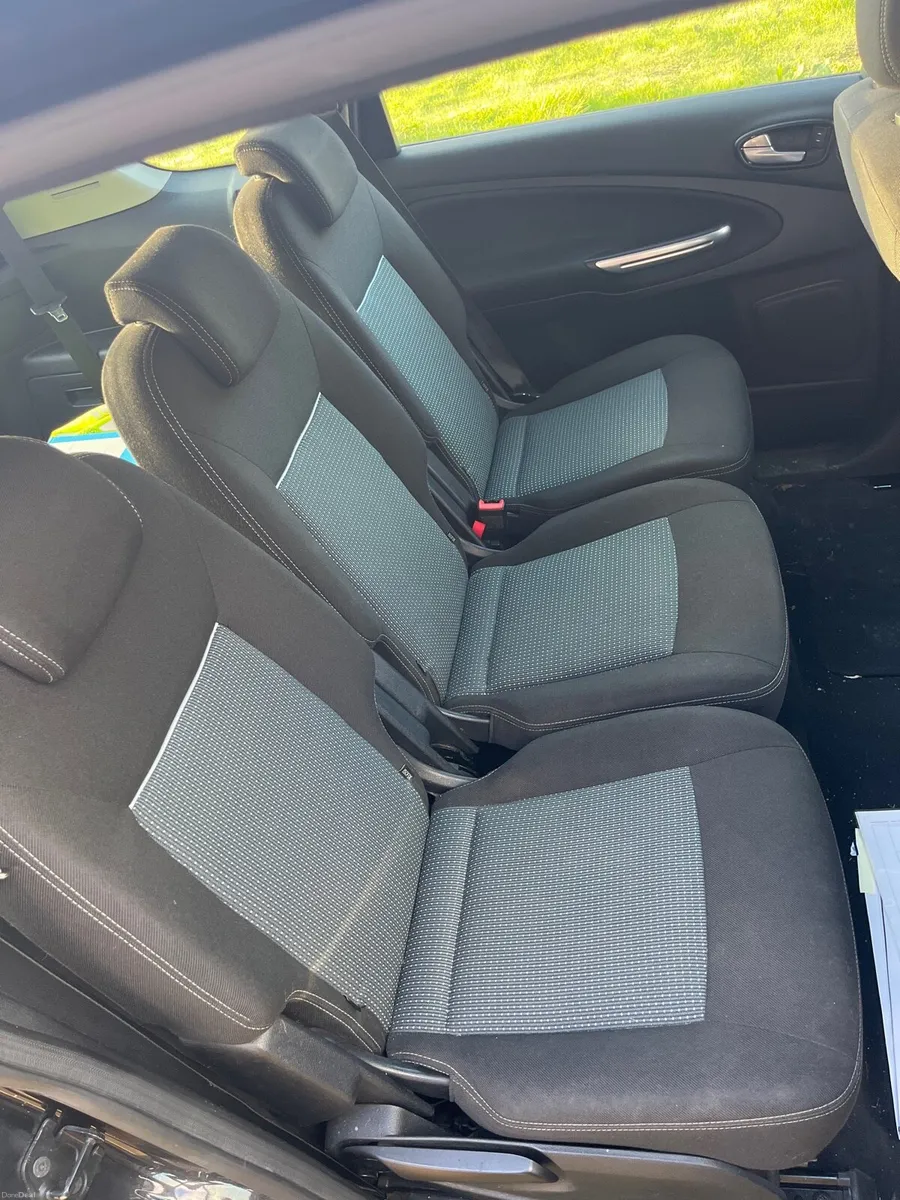 Ford S Max Zetec 1.6 TDCI 2012 - Image 4