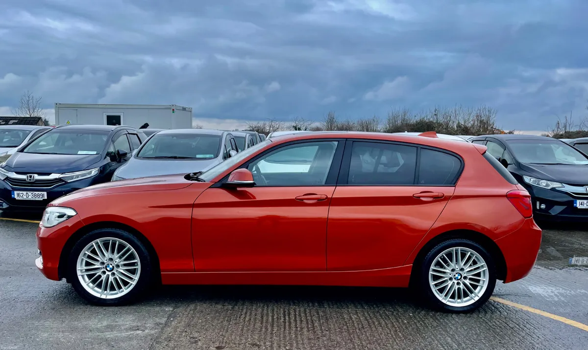 BMW 1-SERIES 2016 / SPORT LINE / - Image 3