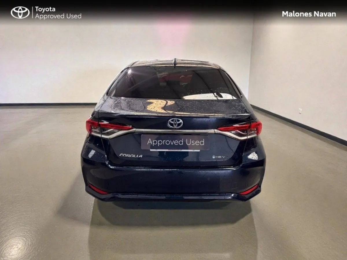 Toyota Corolla COROLLA SALOON SOL - Image 4