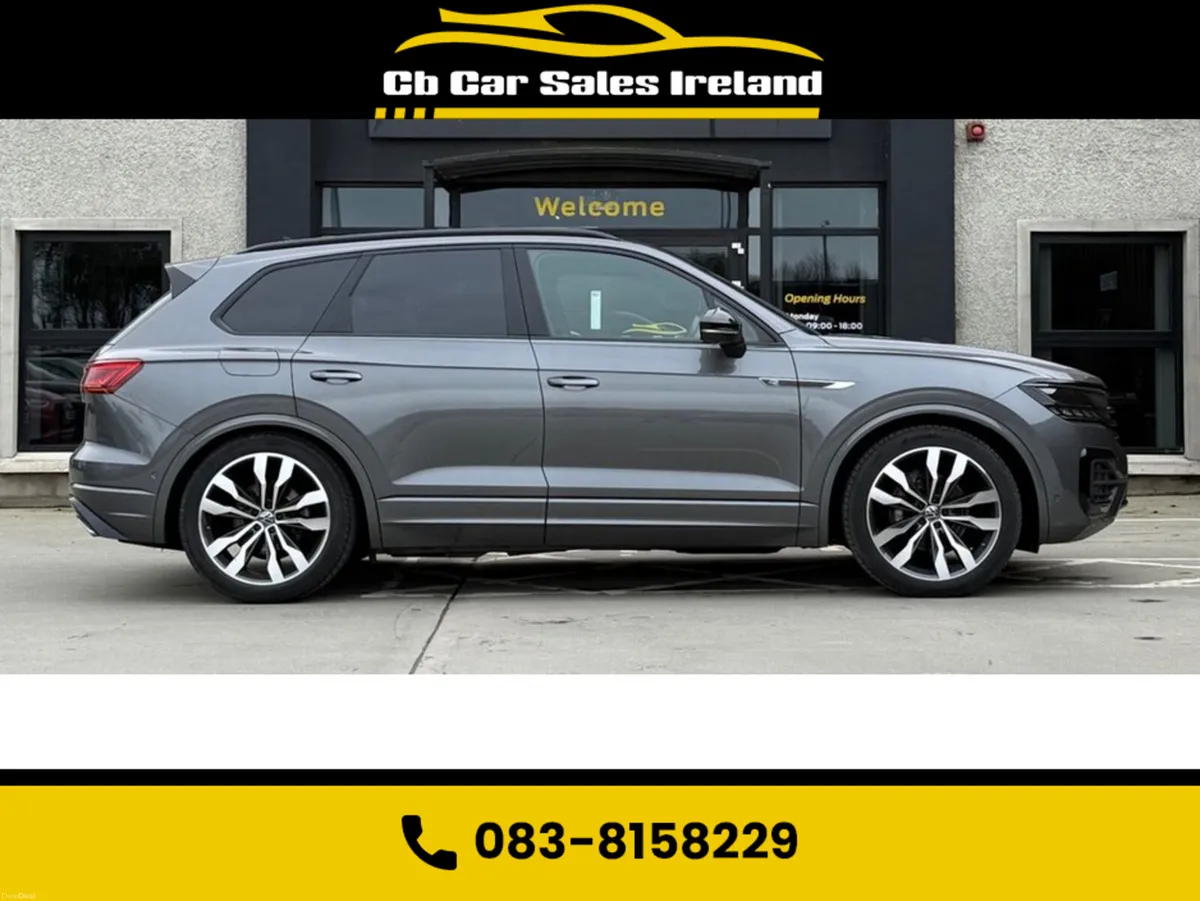 Volkswagen Touareg 3.0 TDI V6 Black Edition SUV 5d - Image 3