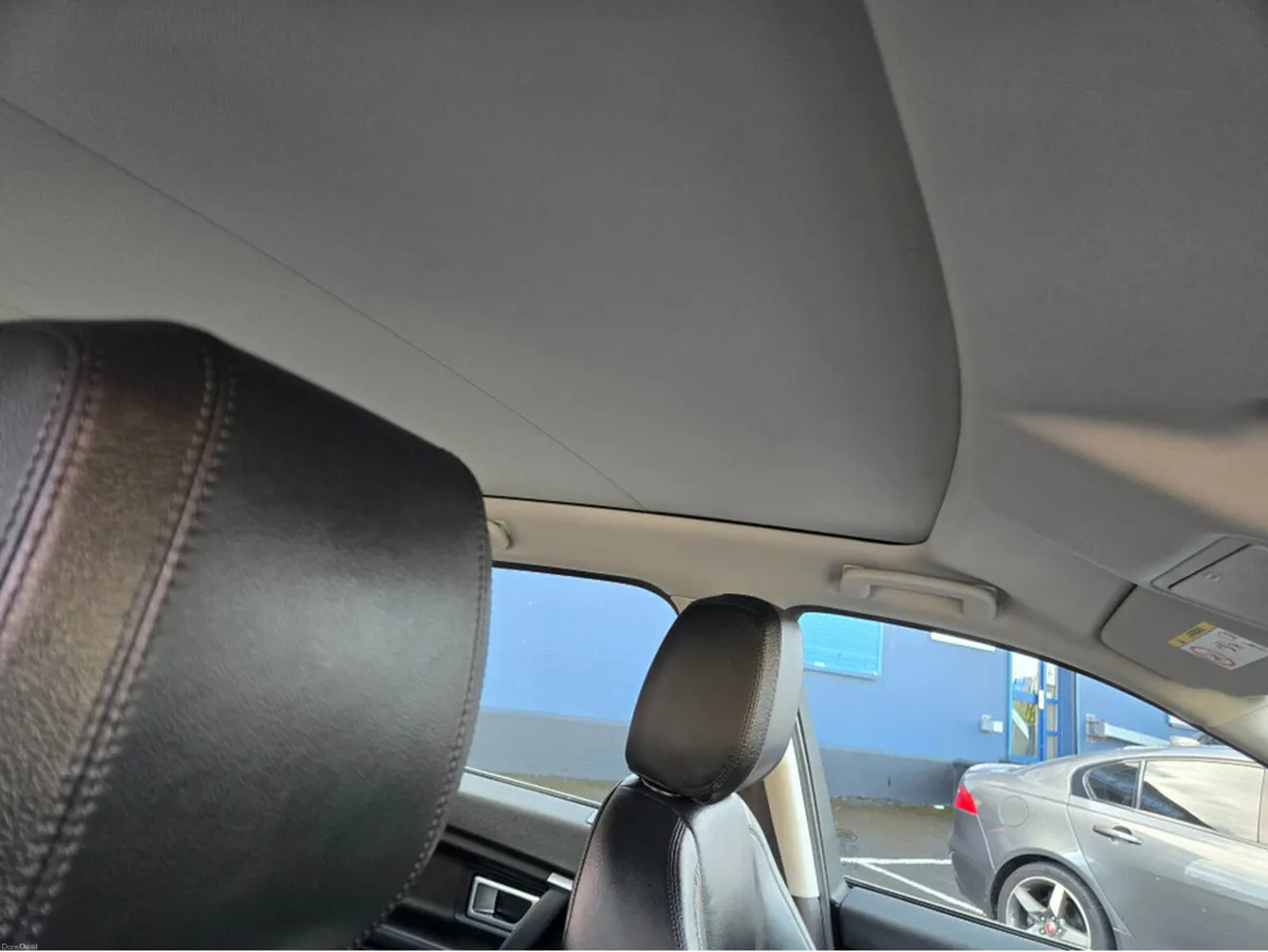 Land Rover Discovery Sport 2.0 TD4 SE TEC TECH 180 - Image 2