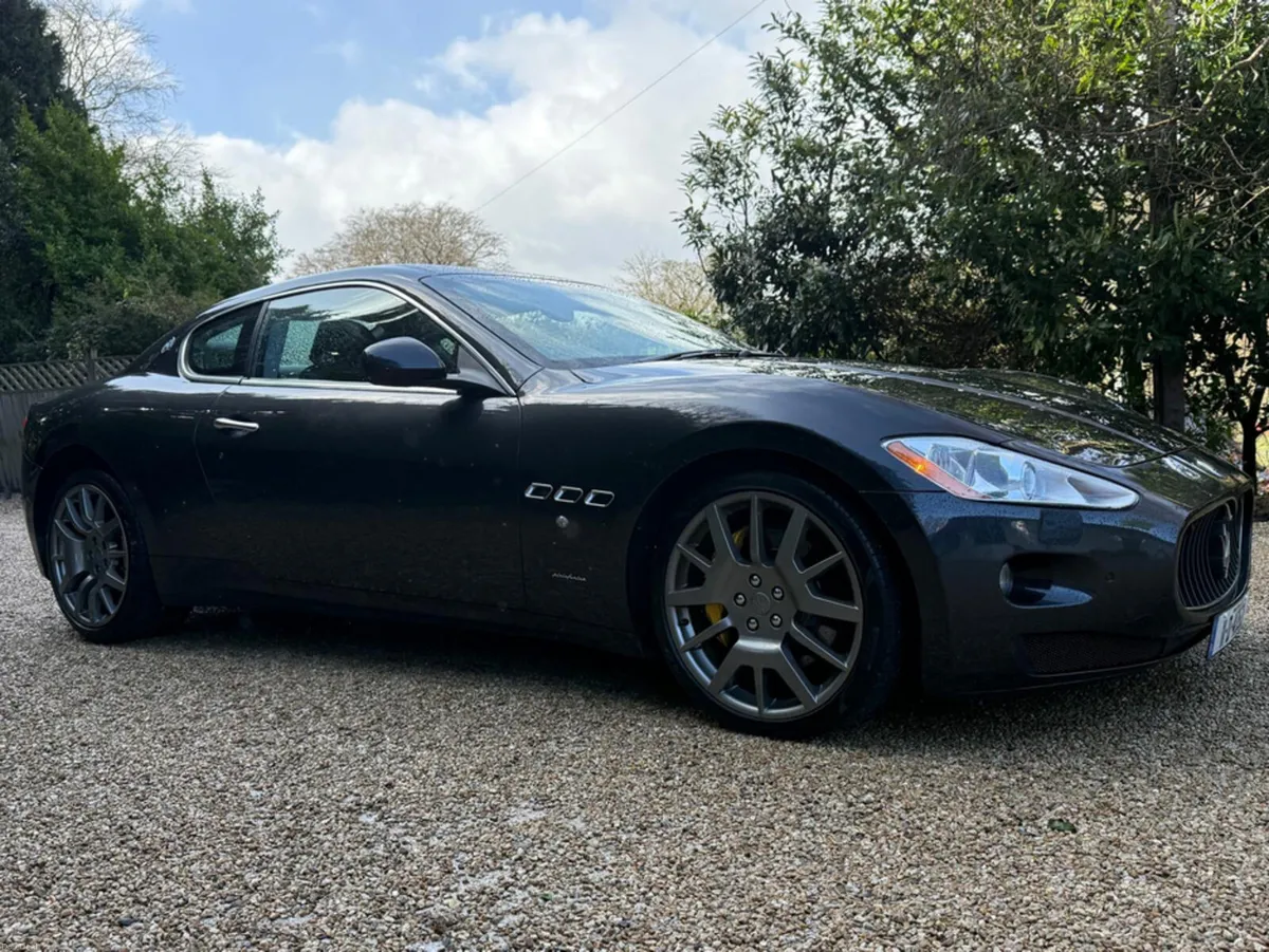 Maserati Gran Turismo S 4.7 V8 - Image 2