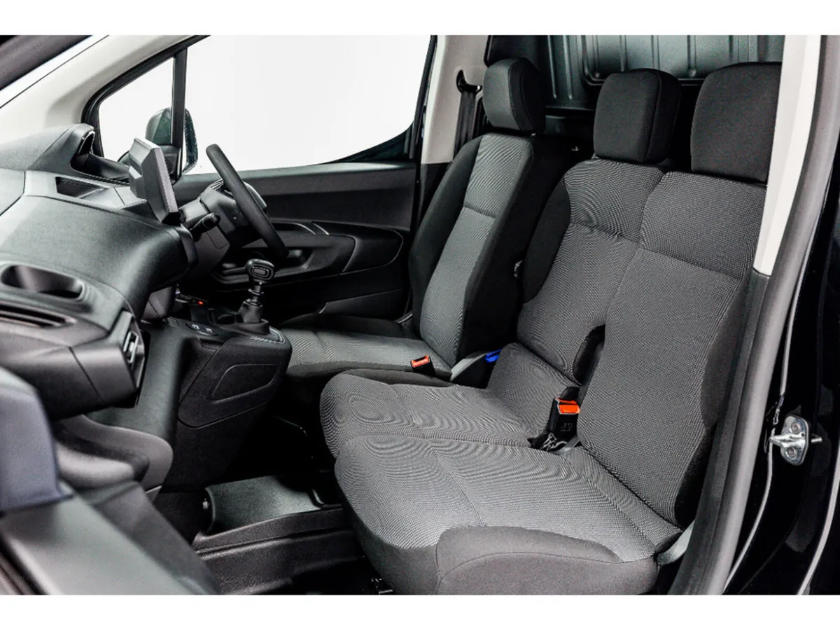 Peugeot Partner *€3, 000 OFF* Pro Plus 1.5 Diesel - Image 4