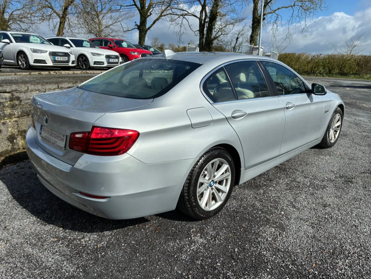 BMW 5-Series 518D AUTO SE (LOW MILEAGE) - Image 2