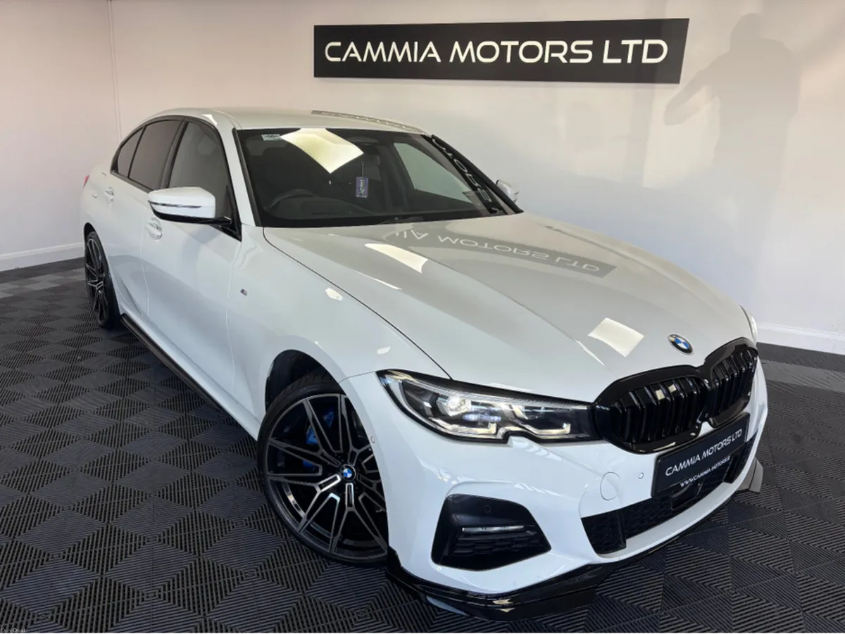 BMW 3-Series *BMW 330e* *LOW MILEAGE* *FULL LOWLIN - Image 3