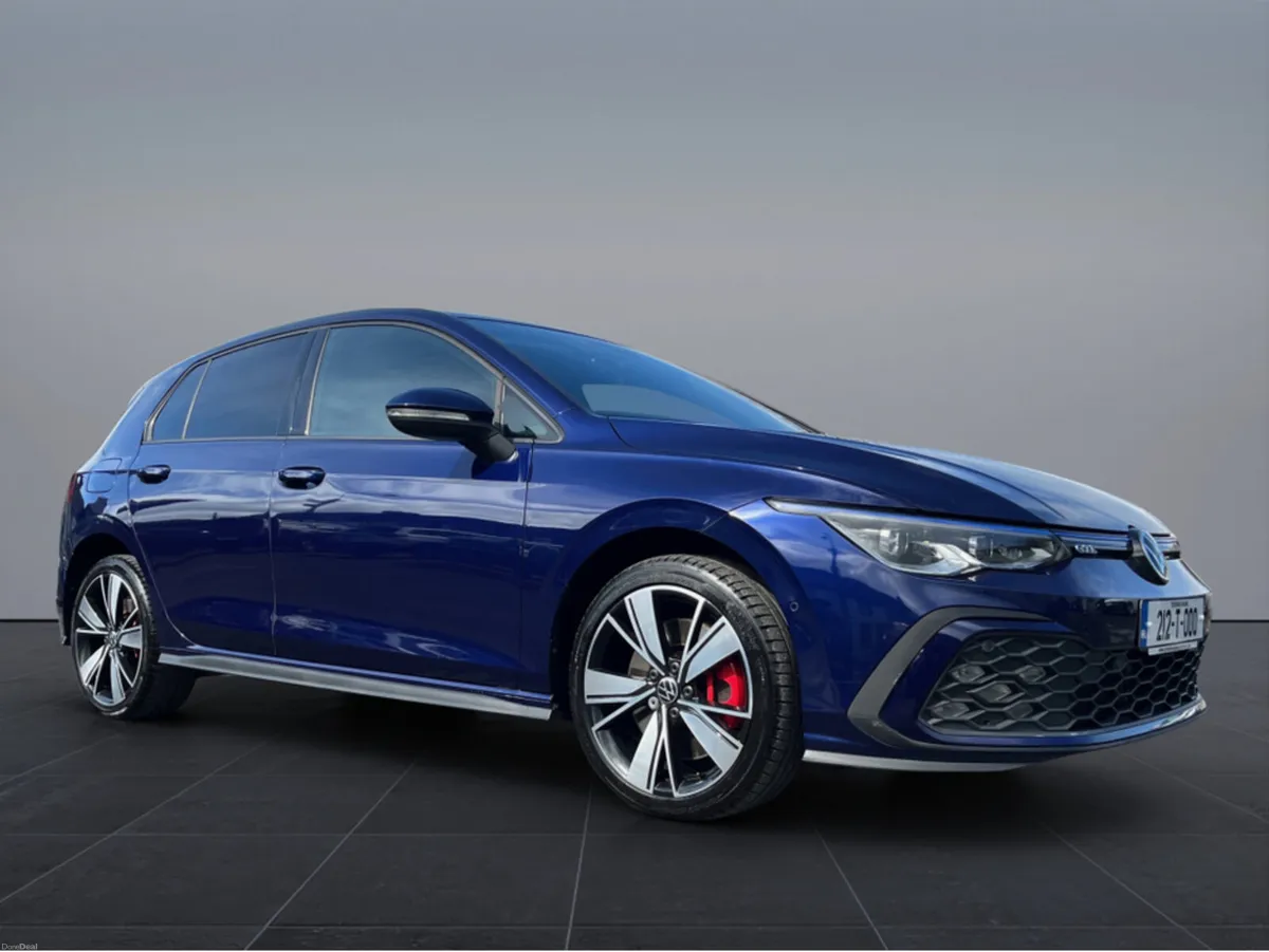 Volkswagen Golf GTE S-A DSG - Image 1
