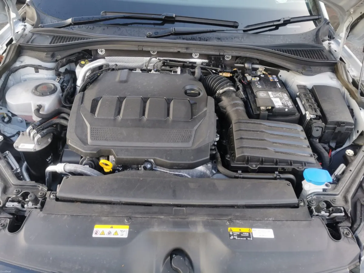 Skoda Superb SPORT 2.0 TDI 150HP   ////  FULL SERV - Image 5
