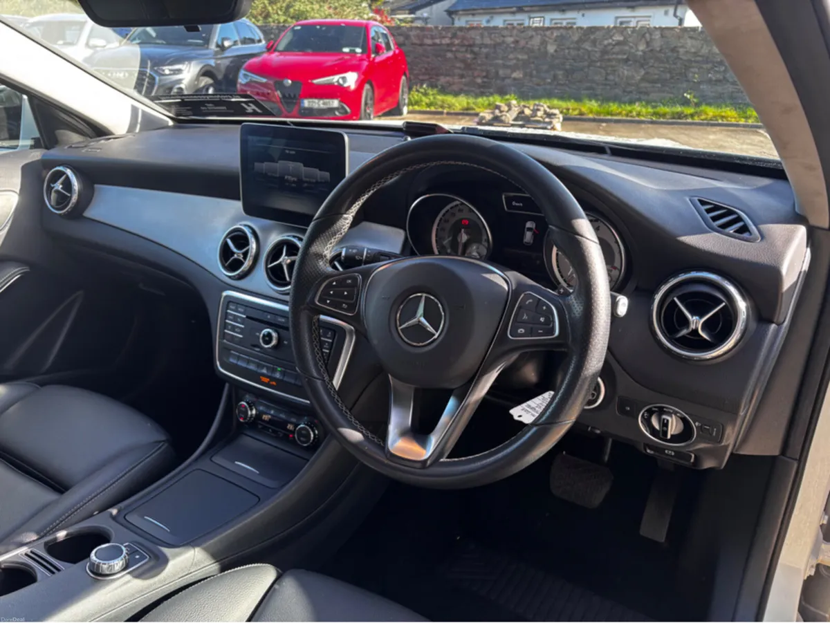 Mercedes-Benz GLA GLA200 D SPORT 5DR AUTO - Image 5