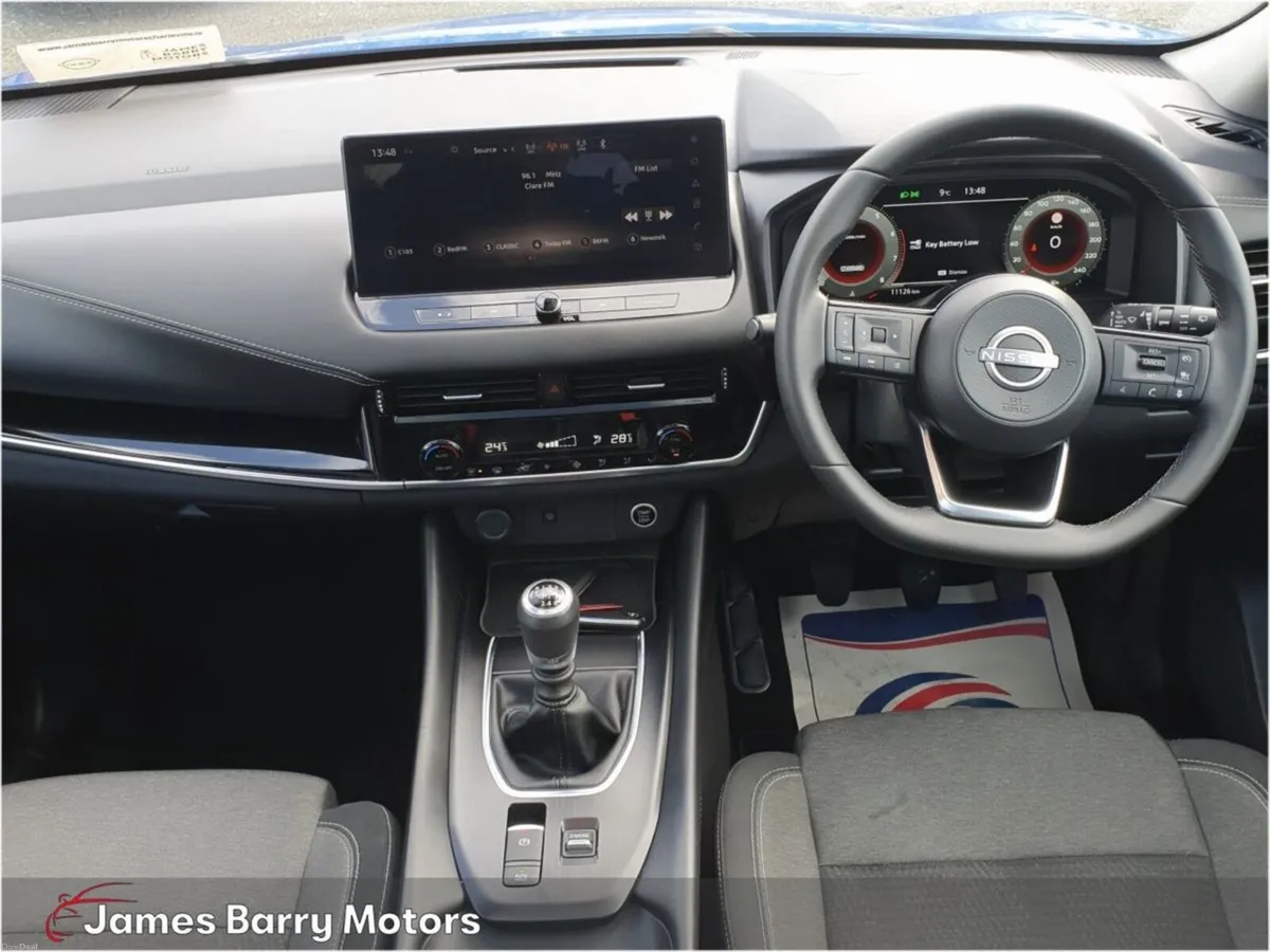Nissan Qashqai 1.3 PET MILD HYBRID SV PREMIUM - Image 3