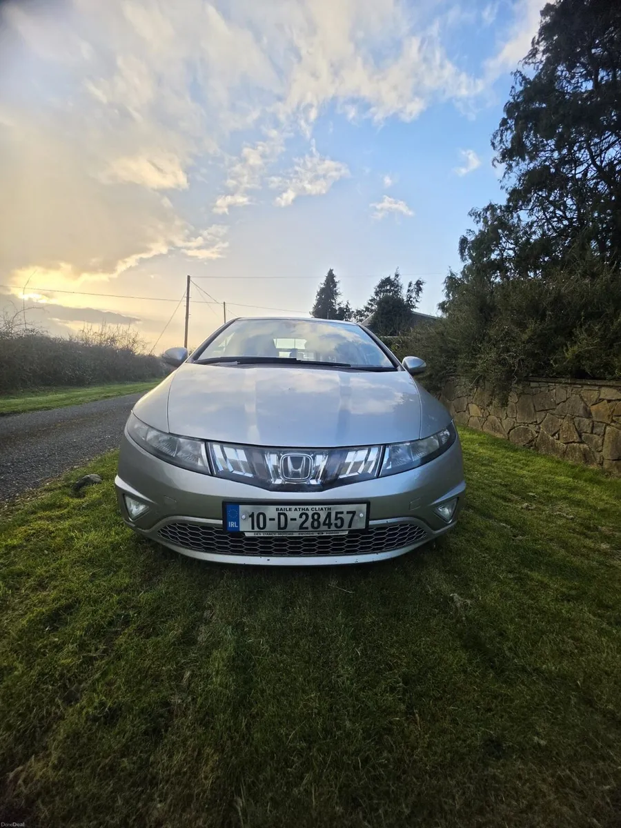 Honda Civic 2010 1.8L i-Vtec i-Shift NCT 11/26 - Image 1